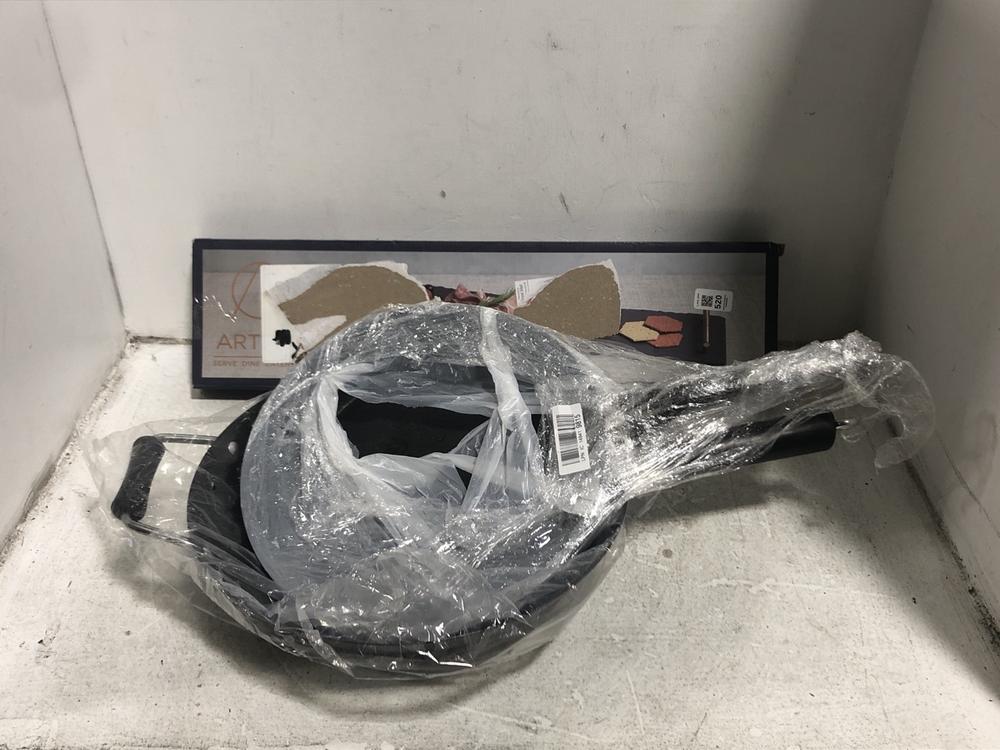 Lot 520  
            Chesterfield SR45 - Parcel Delivery Only 

                
3X ASSORTED KITCHEN APPLIANCES TO INCLUDE ARTESA SERVE DINE ENTERTAIN SERVER PLAT...