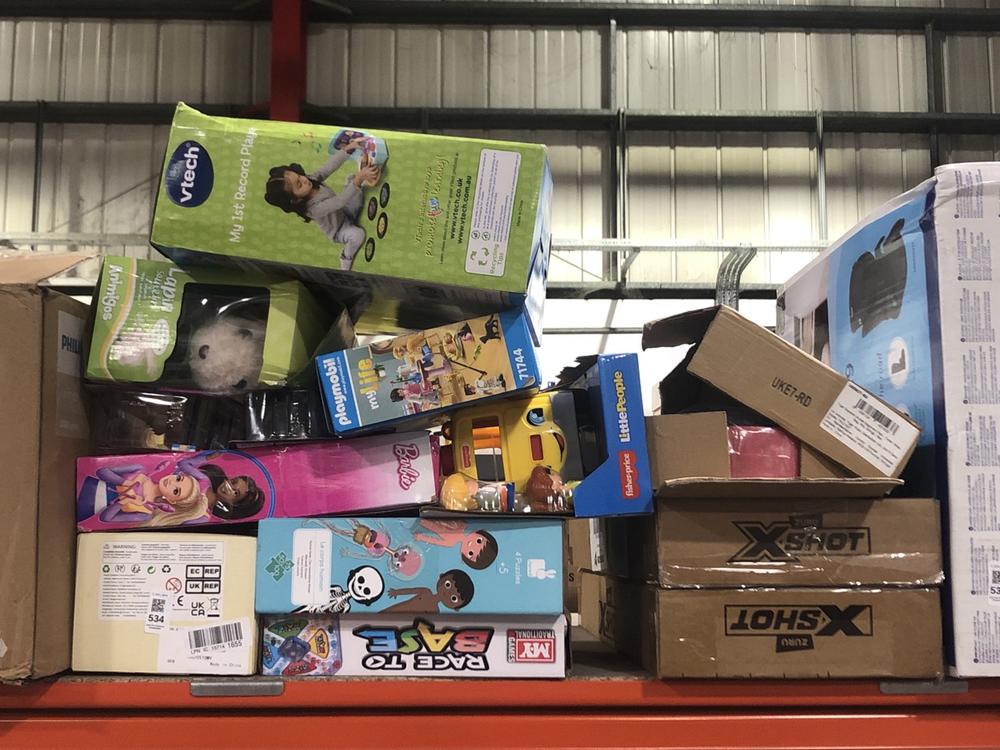 Lot 534  
            Chesterfield SR45 - Parcel Delivery Only 

                
13X ASSORTED TOYS TO INCLUDE VTECH MY FIRST RECORD PLAYER (LOCATION: H10)