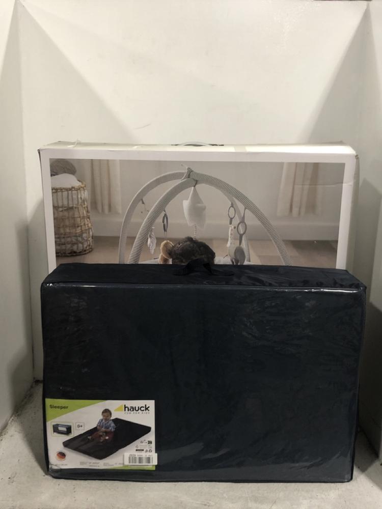 Lot 542  
            Chesterfield SR45 - Parcel Delivery Only 

                
MAMAS AND PAPAS PLAYMAT AND GYM O INCLUDE HAUCK SLEEPER MAT (LOCATION: H10)