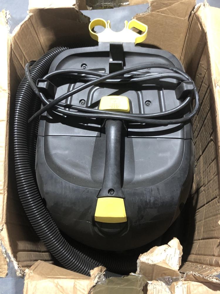 Lot 54  
            Chesterfield SR45 - Parcel Delivery Only 

                
KARCHER WET AND DRY VACUUM CLEANER NT 40/1 AP ORIGINS ORIGINAL RRP £411 (LOCATION...