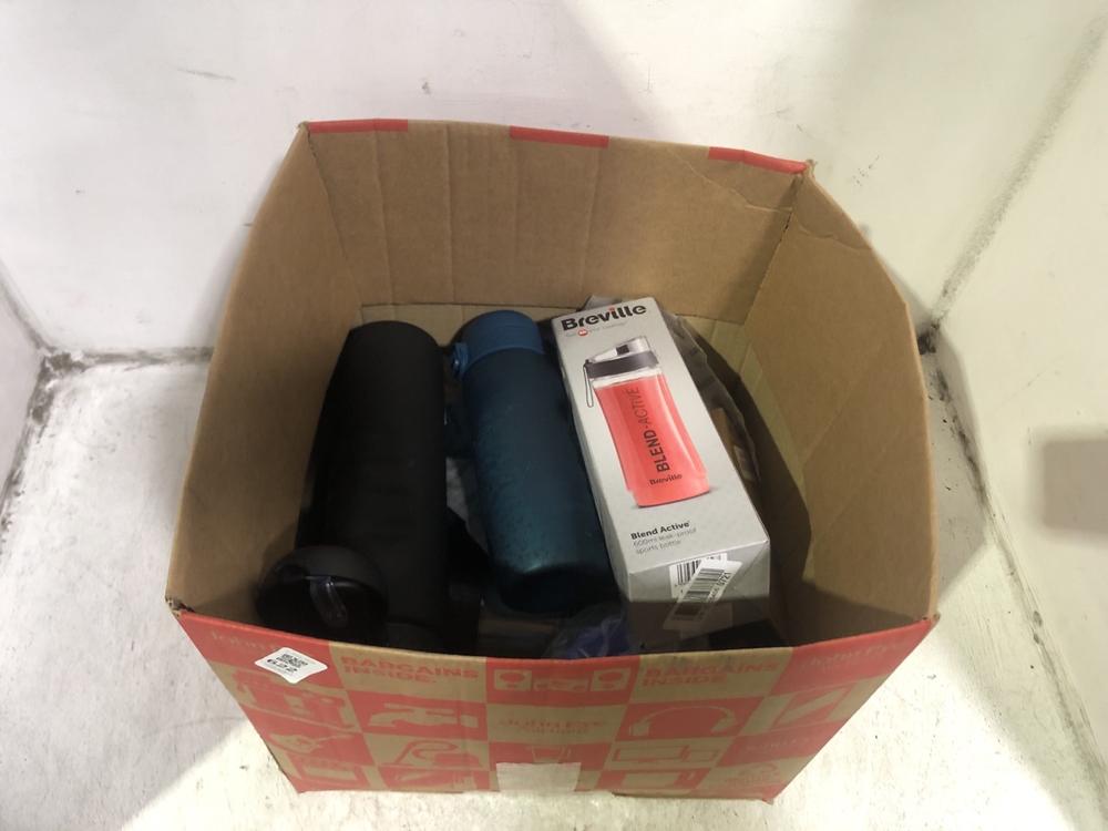 Lot 622  
            Chesterfield SR45 - Parcel Delivery Only 

                
BOX OF ASSORTED WATER BOTTLES TO INCLUDE BREVILLE BLEND ACTIVE 600ML LEAK-PROOF S...