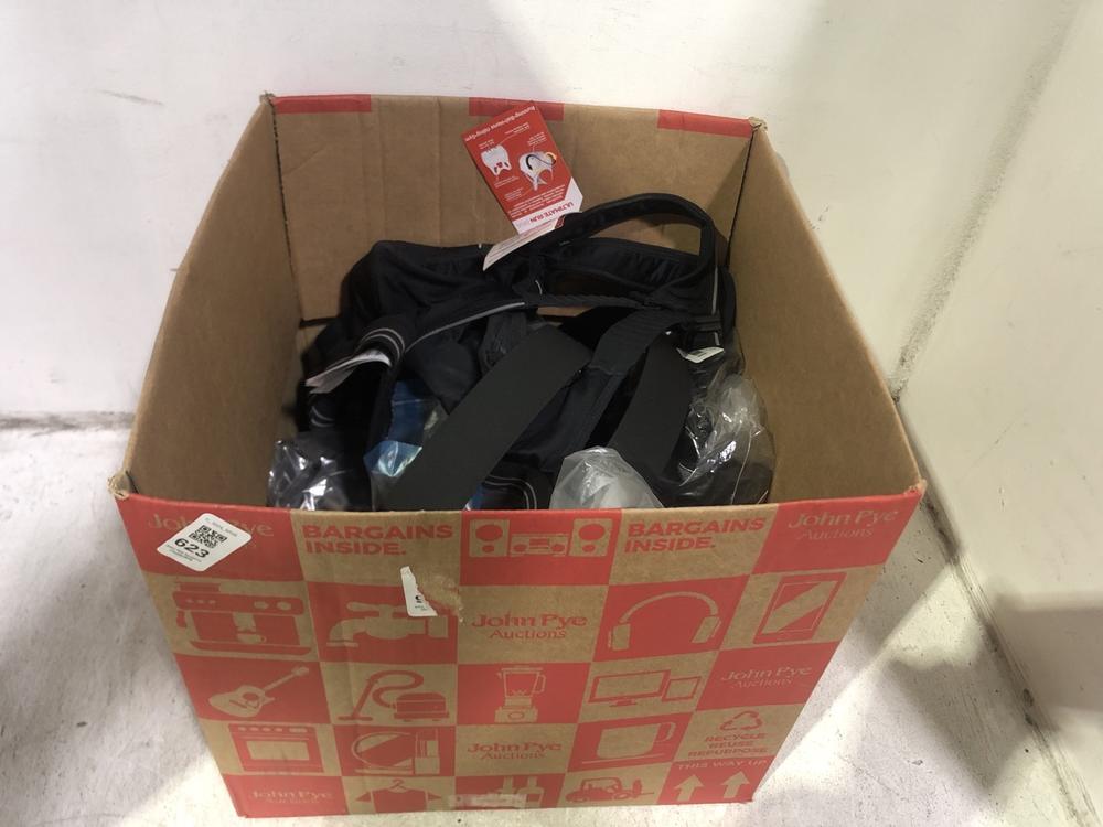 Lot 623  
            Chesterfield SR45 - Parcel Delivery Only 

                
BOX OF ASSORTED BRANDED CLOTHING TO INCLUDE CHAMPIONS SHOCK ABSORBER UK 34E (LOCA...