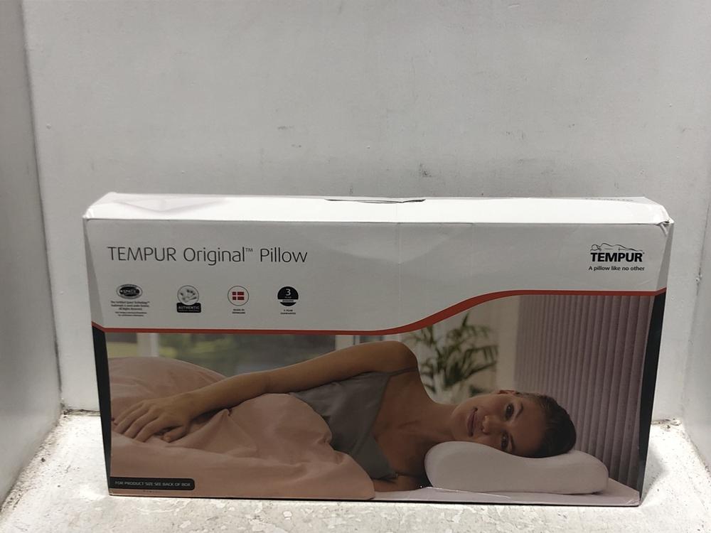 Lot 7  
            Chesterfield SR45 - Parcel Delivery Only 

                
TEMPUR ORIGINAL PILLOW-SIZE QUEEN MEDIUM ORIGINAL RRP £149 (LOCATION: L14)