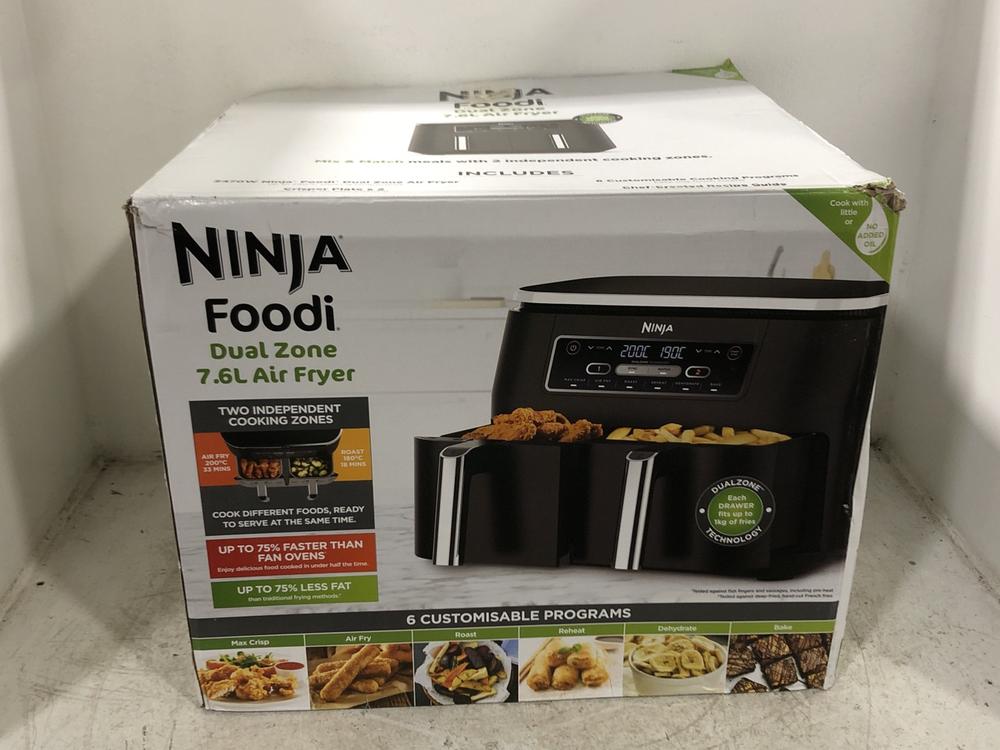Lot 92  
            Chesterfield SR45 - Parcel Delivery Only 

                
NINJA FOODI DUAL ZONE 7.5L AIR FRYER (LOCATION: G2)