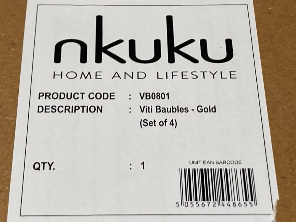 Lot 101  
            Chesterfield SR44 - Parcel Delivery Only 

                
4 X ASSORTED NKUKU ITEMS TO INCLUDE NKUKU KHILA METAL & GLASS VASE - CLEAR & ANTI... - Image 4