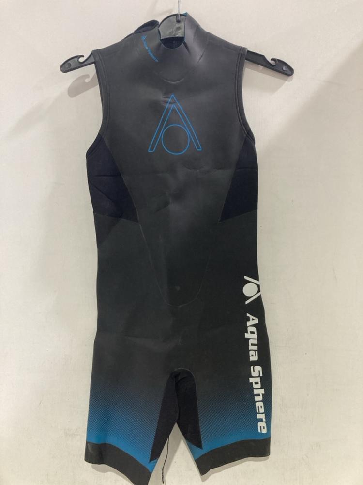 Lot 1024  
            Chesterfield SR44 - Parcel Delivery Only 

                
4 X ASSORTED WETSUIT TO INCLUDE WETSUIT IN BLACK SIZE S - ORIGINAL RRP £125 (LOCA... - Image 3