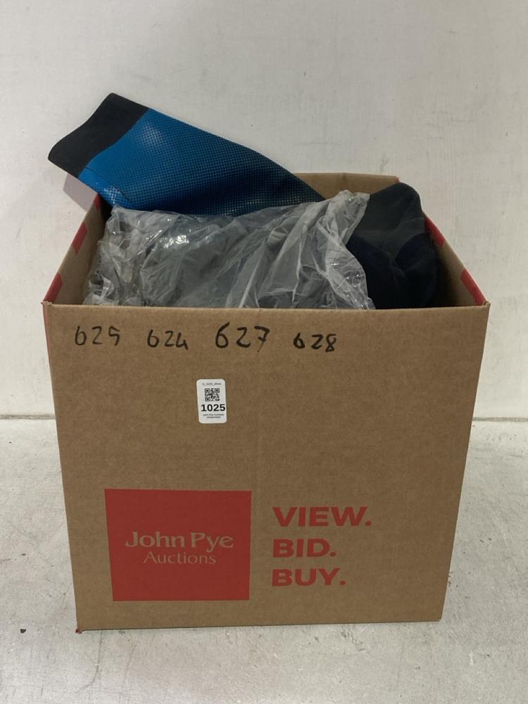Lot 1025  
            Chesterfield SR44 - Parcel Delivery Only 

                
4 X ASSORTED WETSUITS TO INCLUDE WETSUIT IN BLACK SIZE L - ORIGINAL RRP £230 (LOC...
