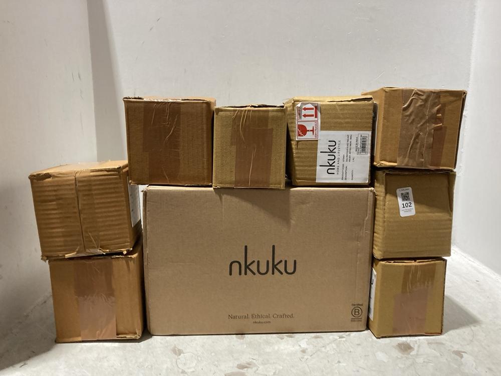 Lot 102  
            Chesterfield SR44 - Parcel Delivery Only 

                
9 X ASSORTED NKUKU ITEMS TO INCLUDE KUNJARI TEALIGHT HOLDERS IN RUSTIC GOLD (LOCA...