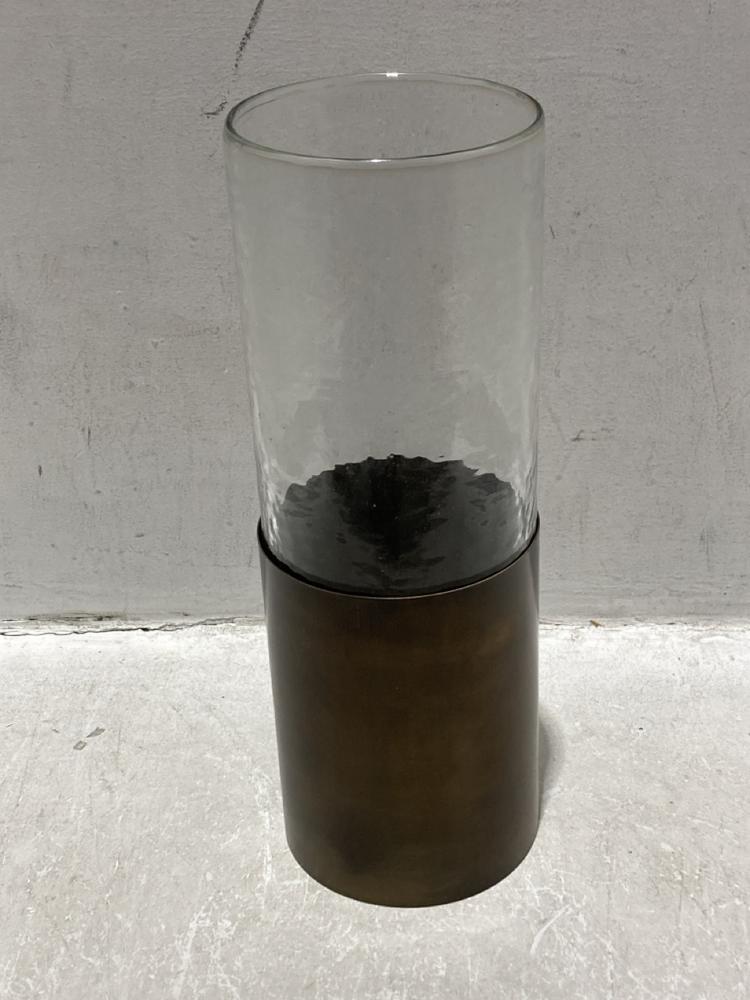 Lot 109  
            Chesterfield SR44 - Parcel Delivery Only 

                
QTY OF ASSORTED NKUKU ITEMS TO INCLUDE GEETI BAUBLES (LOCATION: L11)