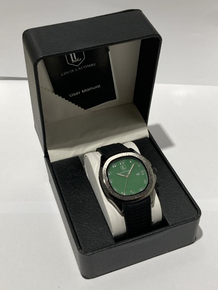 Lot 124  
            Chesterfield SR44 - Parcel Delivery Only 

                
MENS LOUIS LACOMBE WATCH – QUARTZ MOVEMENT WITH DATE FUNCTION – SOFT RUBBER STRAP...
