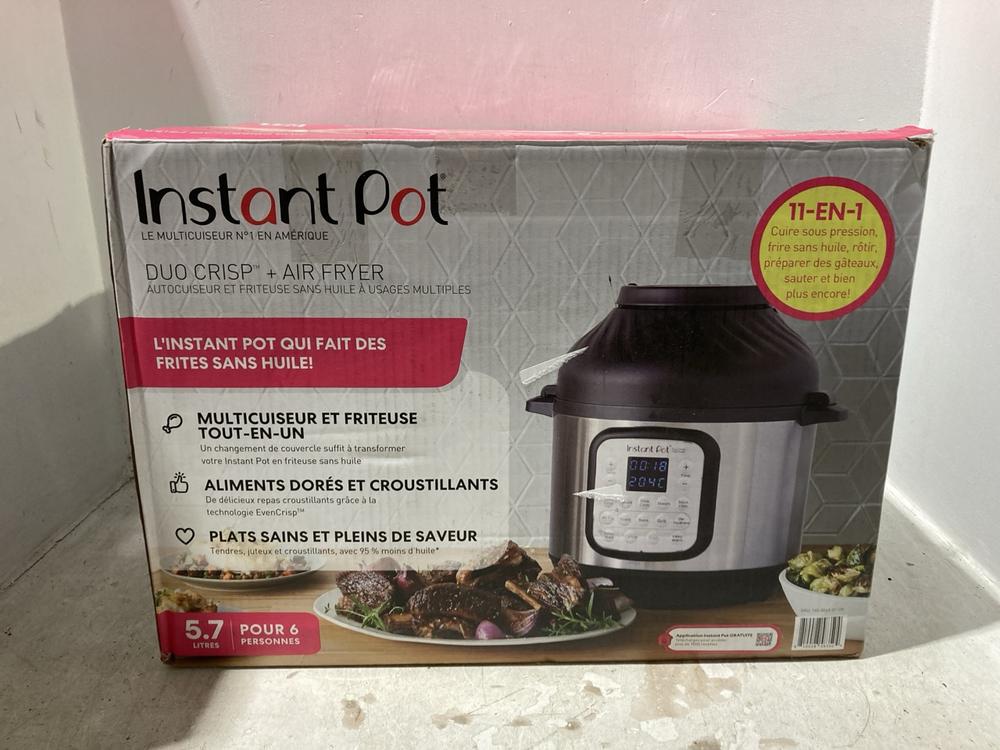 Lot 192  
            Chesterfield SR44 - Parcel Delivery Only 

                
INSTANT POT DUO CRISP + AIR FRYER 5.7L - ORIGINAL RRP £142 (LOCATION: L14)
