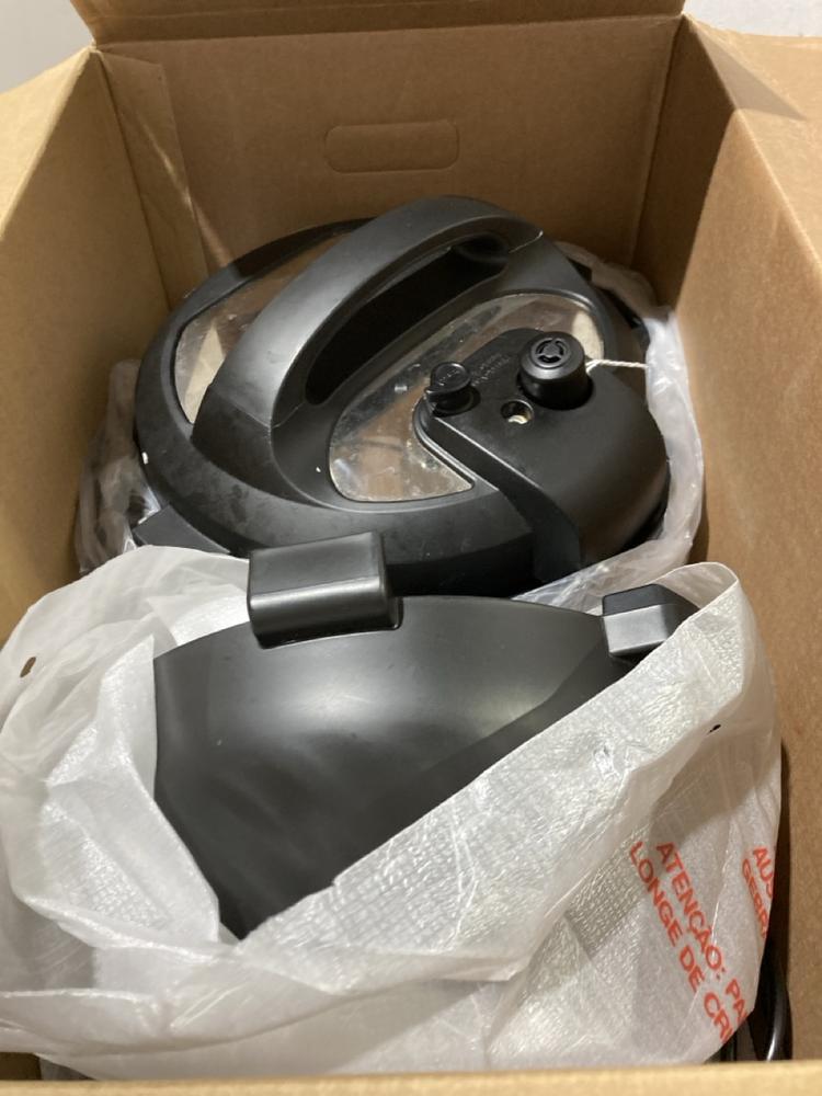 Lot 192  
            Chesterfield SR44 - Parcel Delivery Only 

                
INSTANT POT DUO CRISP + AIR FRYER 5.7L - ORIGINAL RRP £142 (LOCATION: L14) - Image 2