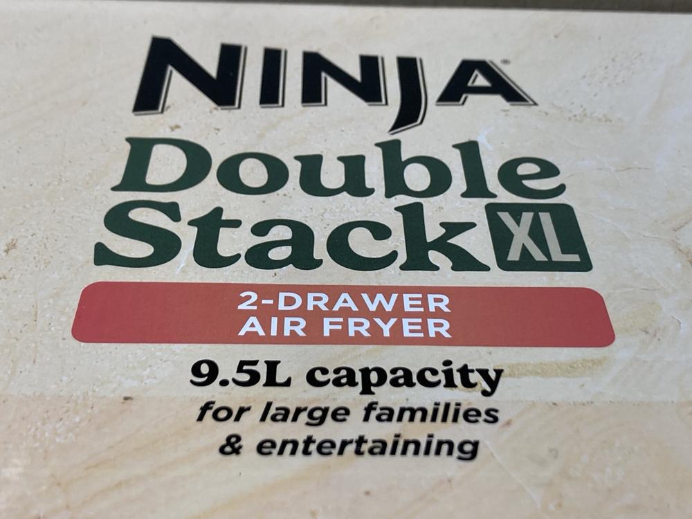 Lot 195  
            Chesterfield SR44 - Parcel Delivery Only 

                
NINJA DOUBLE STACK XL 2 DRAWER 9.5L AIR FRYER - ORIGINAL RRP £249 (LOCATION: L14) - Image 4