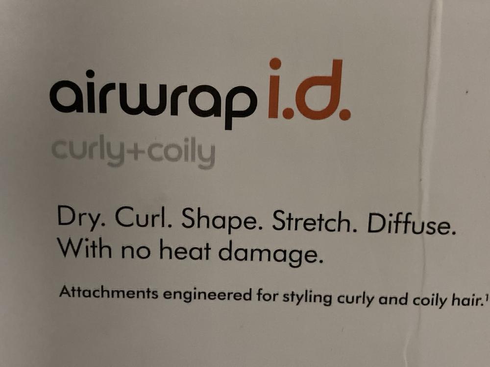 Lot 200  
            Chesterfield SR44 - Parcel Delivery Only 

                
DYSON AIRWRAP I.D. (LOCATION: G1) - Image 4