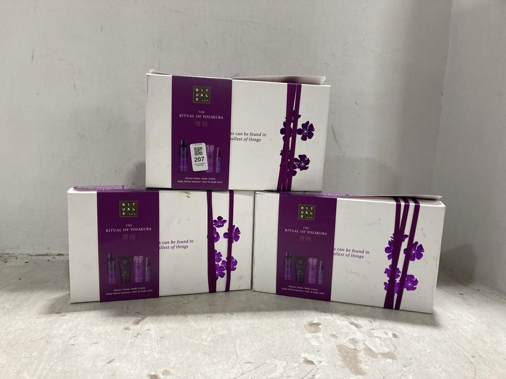 Lot 207  
            Chesterfield SR44 - Parcel Delivery Only 

                
3 X RITUALS THE RITUAL OF YOZAKURA (LOCATION: G1)