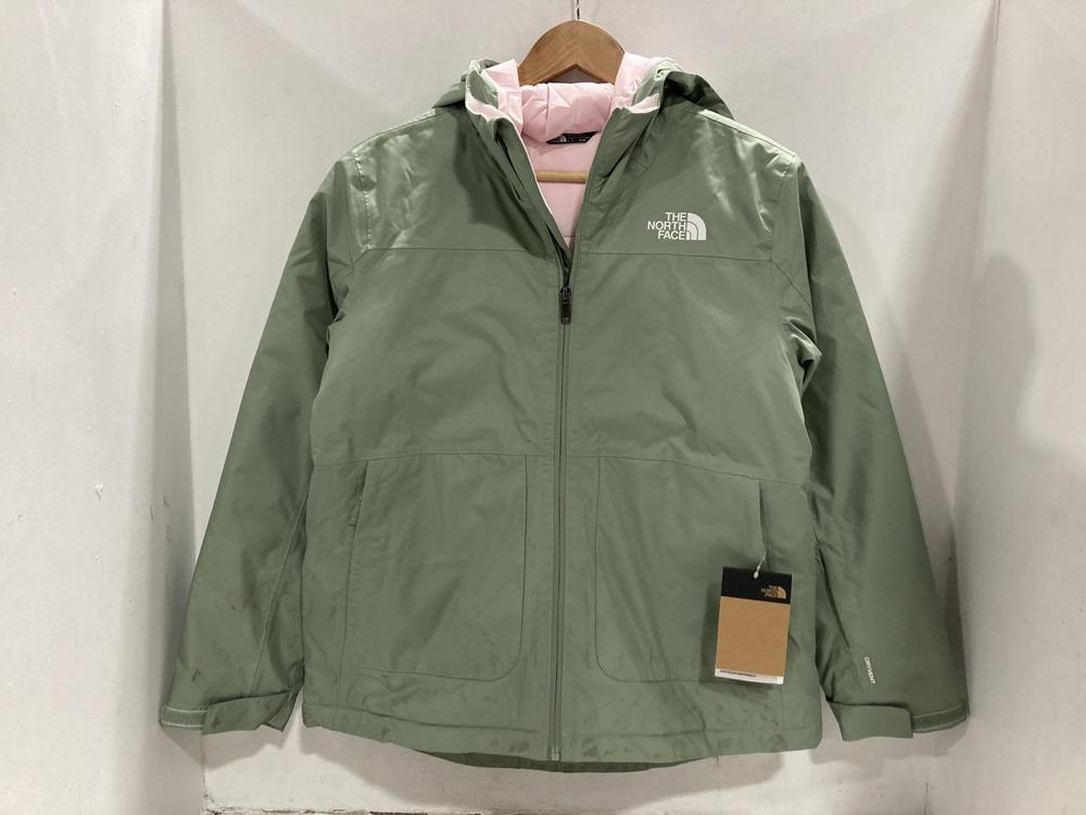 Lot 208  
            Chesterfield SR44 - Parcel Delivery Only 

                
NORTH FACE WOMEN'S JACKET IN GREEN SIZE XL (LOCATION: G1)