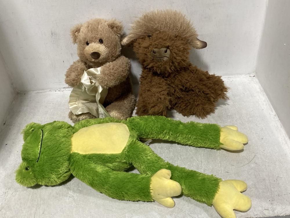 Lot 301  
            Chesterfield SR44 - Parcel Delivery Only 

                
BOX OF ASSORTED KIDS TOYS TO INCLUDE WORRY MONSTER (LOCATION: G3)