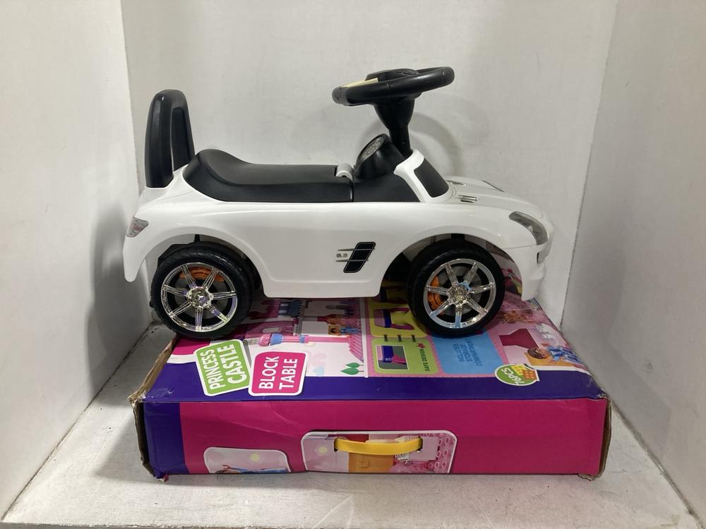Lot 305  
            Chesterfield SR44 - Parcel Delivery Only 

                
PRINCESS CASTLE BLOCK TABLE KIDS TOY TO INCLUDE MERCEDES BENZ SLS KIDS TOY (LOCAT...