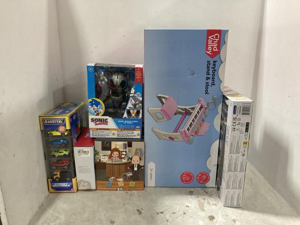 Lot 335  
            Chesterfield SR44 - Parcel Delivery Only 

                
6 X ASSORTED KIDS TOYS TO INCLUDE TEAMSTERZ STREET MACHINES (LOCATION: G5)