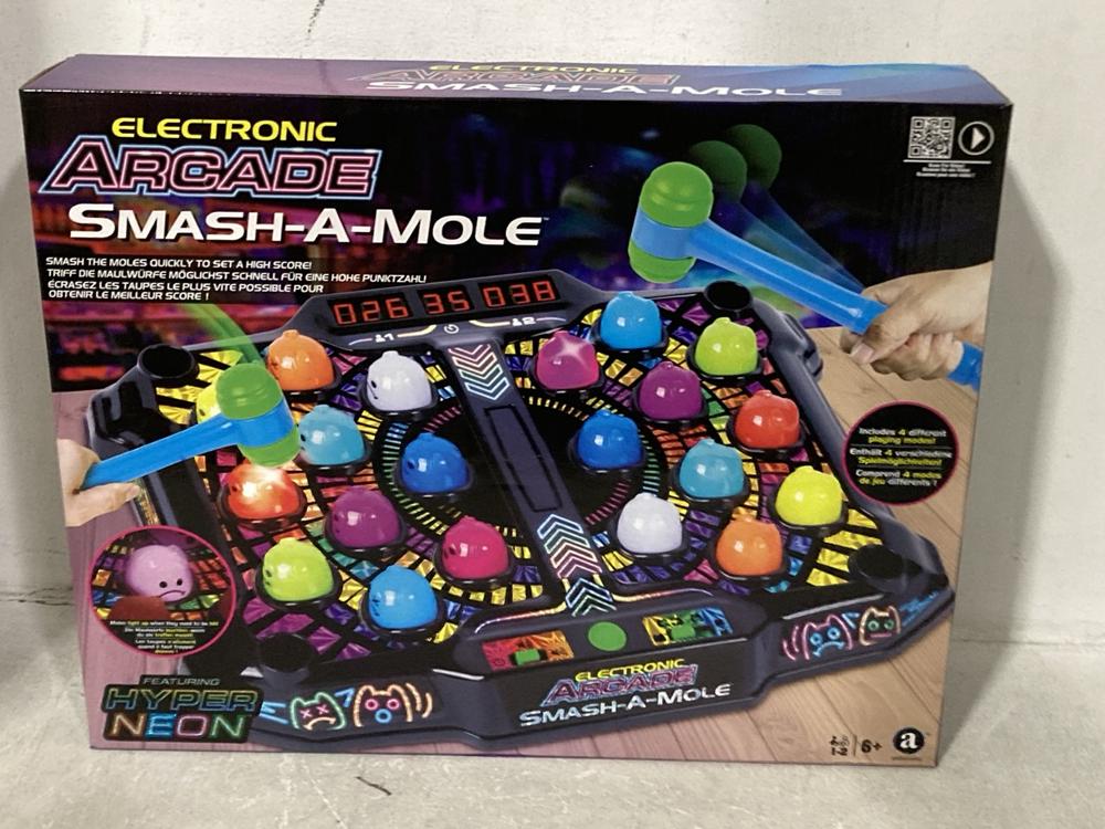 Lot 390  
            Chesterfield SR44 - Parcel Delivery Only 

                
BOX OF ASSORTED KIDS TOYS TO INCLUDE ELECTRONIC ARCADE SMASH A MOLE (LOCATION: G7)