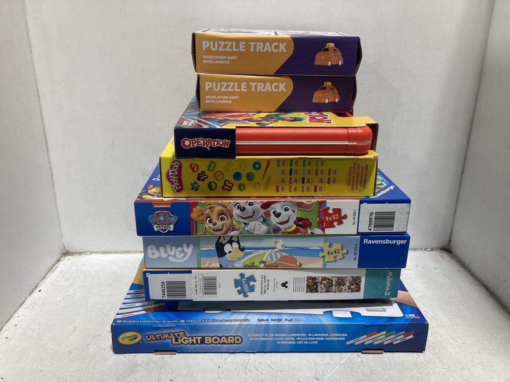 Lot 394  
            Chesterfield SR44 - Parcel Delivery Only 

                
9 X ASSORTED KIDS TOYS TO INCLUDE CRAYOLA ULTIMATE LIGHT BOARD (LOCATION: G8)