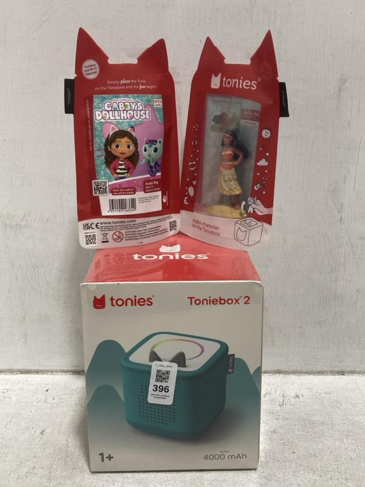 Lot 396  
            Chesterfield SR44 - Parcel Delivery Only 

                
TONIES TONIESBOX 2 IN BLUE TO INCLUDE MOANA TONIE FIGURE AND GABBYS DOLLHOUSE (LO...