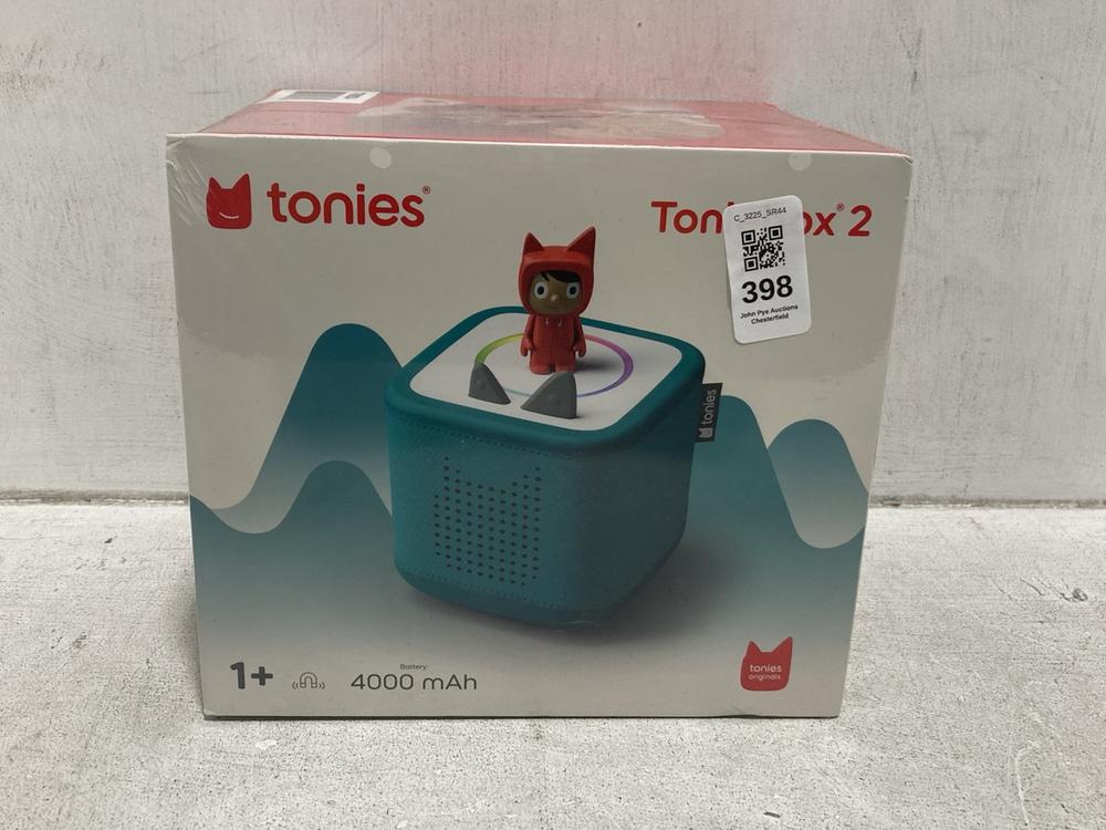 Lot 398  
            Chesterfield SR44 - Parcel Delivery Only 

                
TONY'S TONY'S BOX 2 IN BLUE (LOCATION: G8)