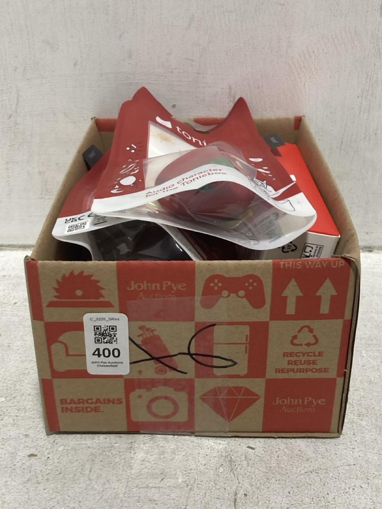 Lot 400  
            Chesterfield SR44 - Parcel Delivery Only 

                
6 X ASSORTED TONIE CHARACTERS TO INCLUDE WORLD OF ERIC CARLE (LOCATION: G8)