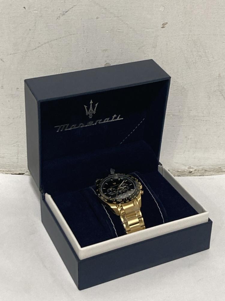Lot 450  
            Chesterfield SR44 - Parcel Delivery Only 

                
MASERATI TRAGUARDO MENS BLACK CHRONOGRAPH DIAL GOLD TONE STAINLESS STEEL WATCH (L...