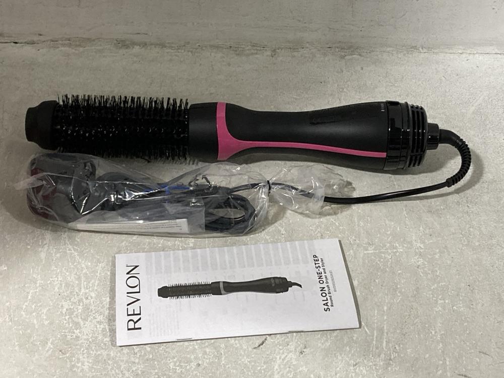 Lot 511  
            Chesterfield SR44 - Parcel Delivery Only 

                
REVLON ONE STEP VOLUMIZER TO INCLUDE REVAMP BLACK HAIR STYLER (LOCATION: H2)
