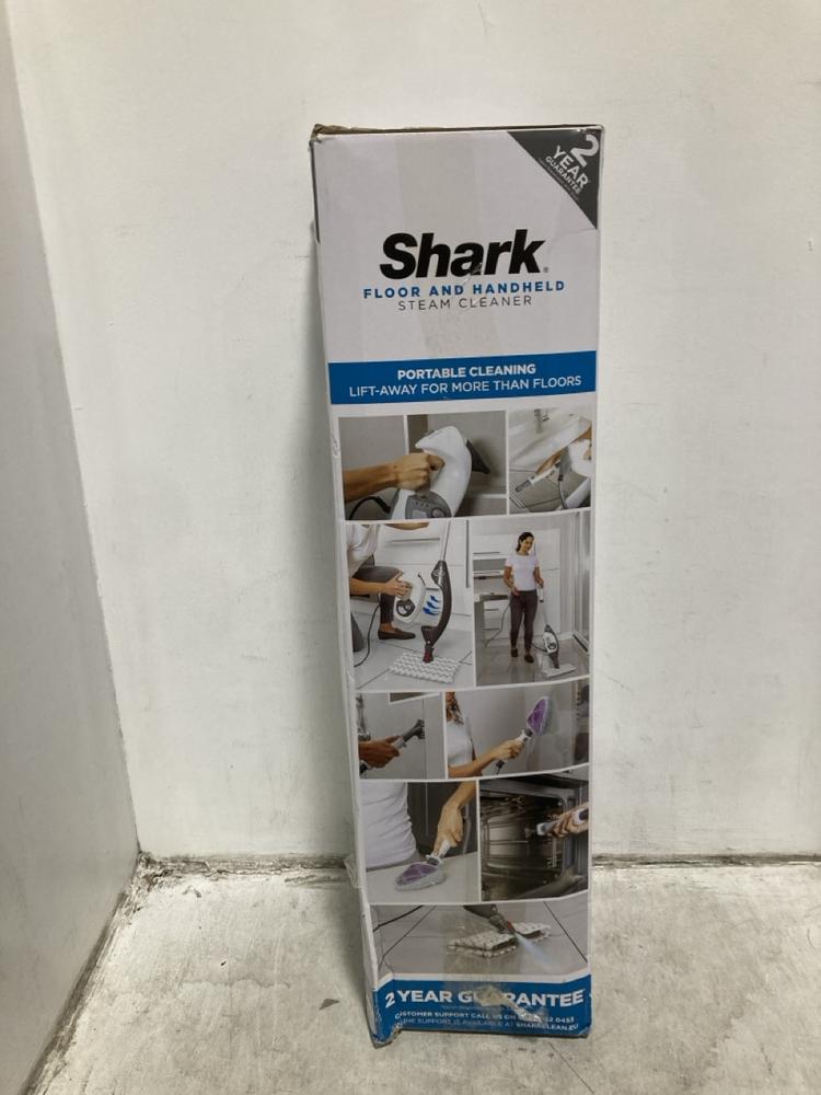Lot 653  
            Chesterfield SR44 - Parcel Delivery Only 

                
SHARK FLOOR AND HANDHELD STEAM CLEANER (LOCATION: H6)