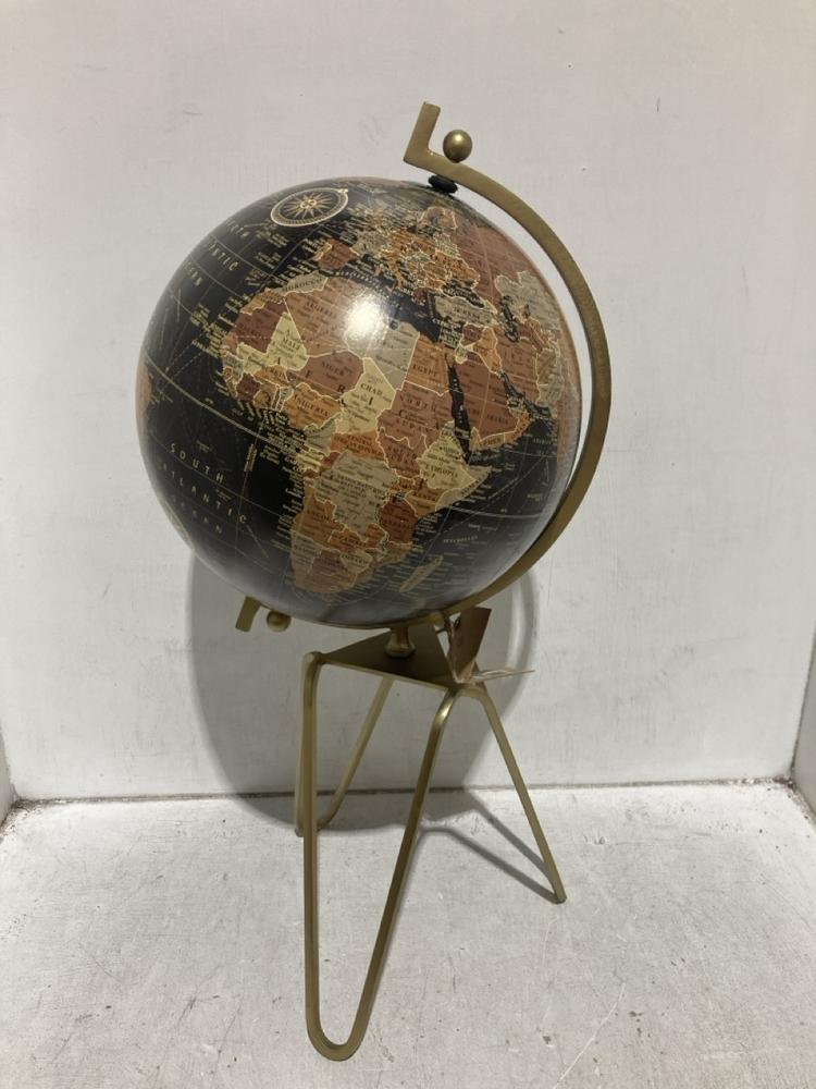Lot 79  
            Chesterfield SR44 - Parcel Delivery Only 

                
NKUKU EBU DECORATIVE GLOBE - ANTIQUE BRASS (LOCATION: L9)
