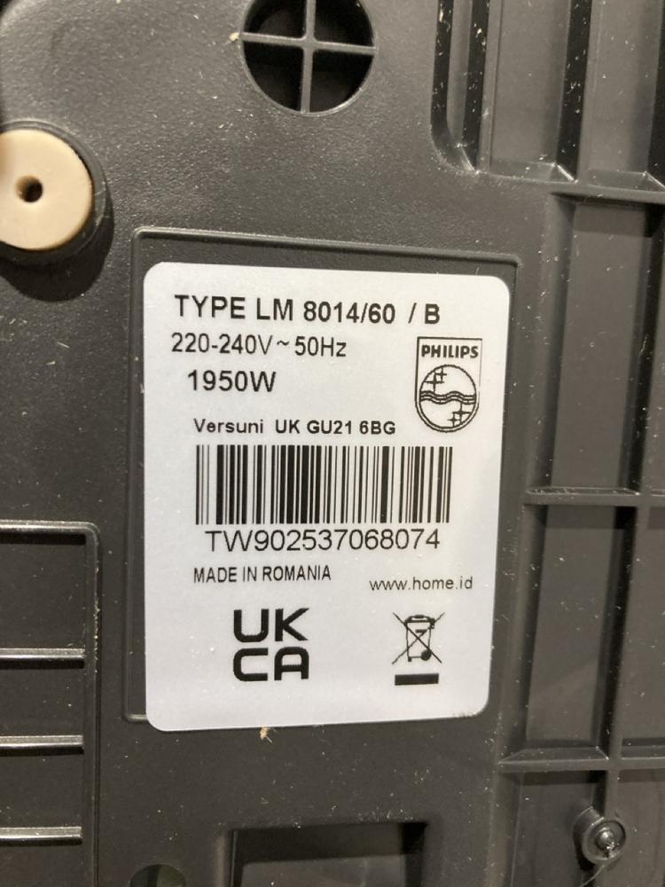 Lot 932  
            Chesterfield SR44 - Parcel Delivery Only 

                
NESCAFE PICCOLO XS MANUAL COFFEE MACHINE IN BLACK TO INCLUDE LOR BARISTA COFFEE M... - Image 4