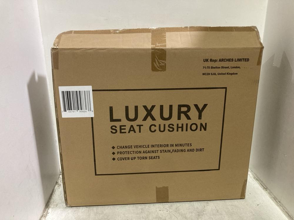 Lot 955  
            Chesterfield SR44 - Parcel Delivery Only 

                
TAPHA TM3 CUSHION (LOCATION: J2)