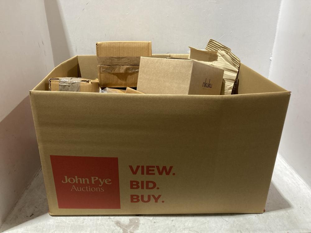 Lot 96  
            Chesterfield SR44 - Parcel Delivery Only 

                
BOX OF ASSORTED NKUKU ITEMS TO INCLUDE KUNA IRON HOOKS IN ANTIQUE BRASS (LOCATION...