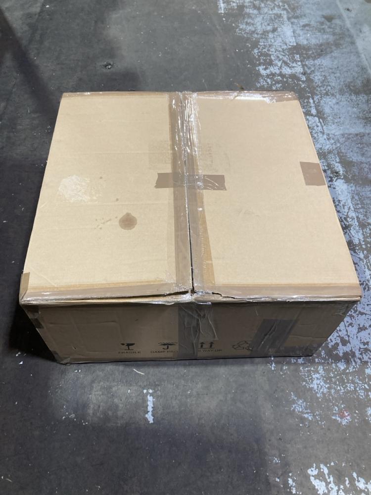 Lot 981  
            Chesterfield SR44 - Parcel Delivery Only 

                
FLORENCE WOVEN EASY FIT LIGHT SHADE IN WICKER (LOCATION: J3)