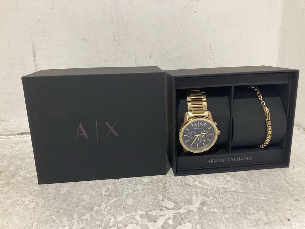 Lot 991  
            Chesterfield SR44 - Parcel Delivery Only 

                
ARMANI EXCHANGE MENS CHRONOGRAPH WATCH IN GOLD - ORIGINAL RRP £296 (LOCATION: J3)