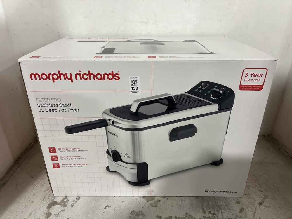 Lot 438  
            Chesterfield SR47 - Parcel Delivery Only 

                
MORPHY RICHARDS FILTER PRO STAINLESS STEEL 3L DEEP FAT FRYER. (LOCATION: F8)