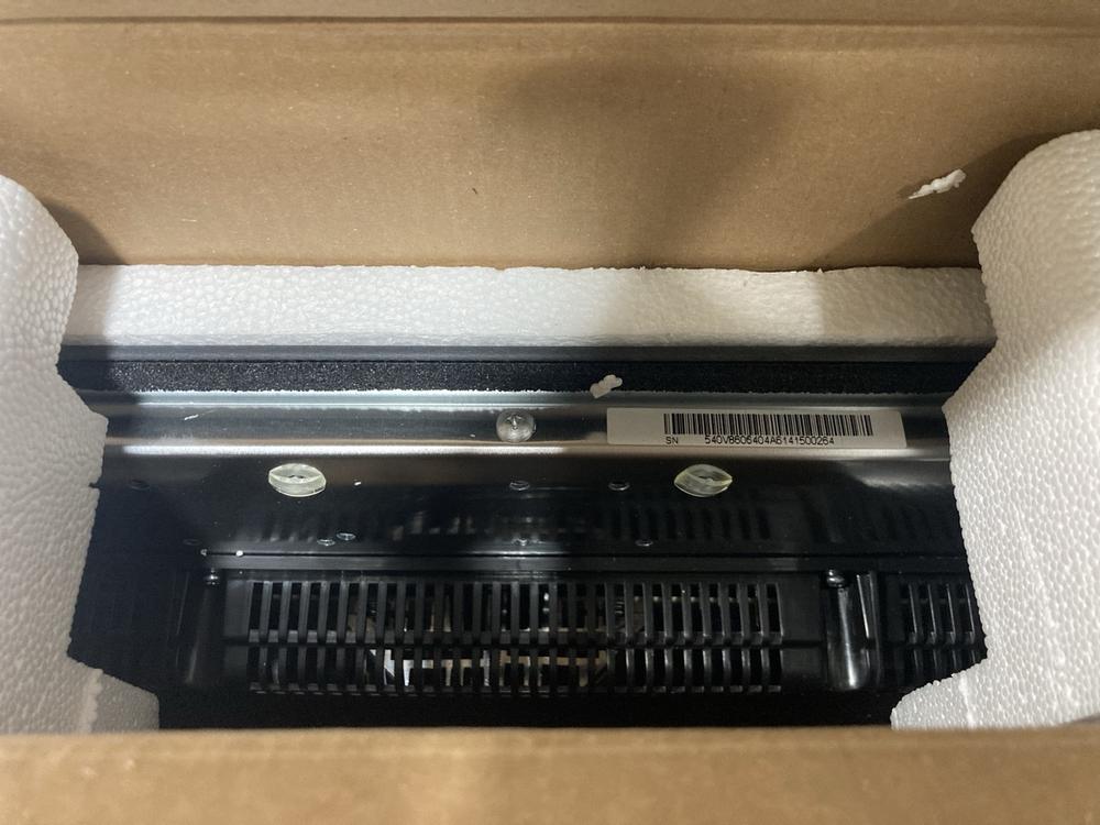 Lot 488  
            Chesterfield SR47 - Parcel Delivery Only 

                
SAMSUNG 4 BURNER SMART CERAMIC INDUCTION HOB ORIGINAL RRP £429 - MODEL NO. NZ64H3...