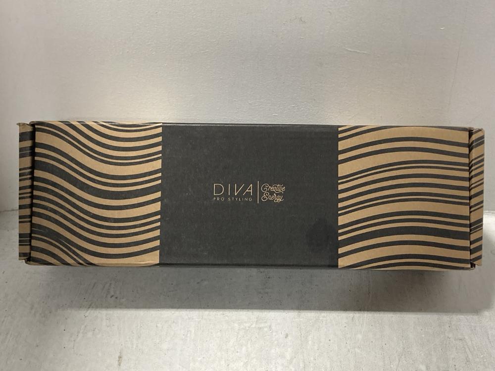 Lot 517  
            Chesterfield SR47 - Parcel Delivery Only 

                
DIVA PRO STYLING DIGITAL TONG. (LOCATION: G2)