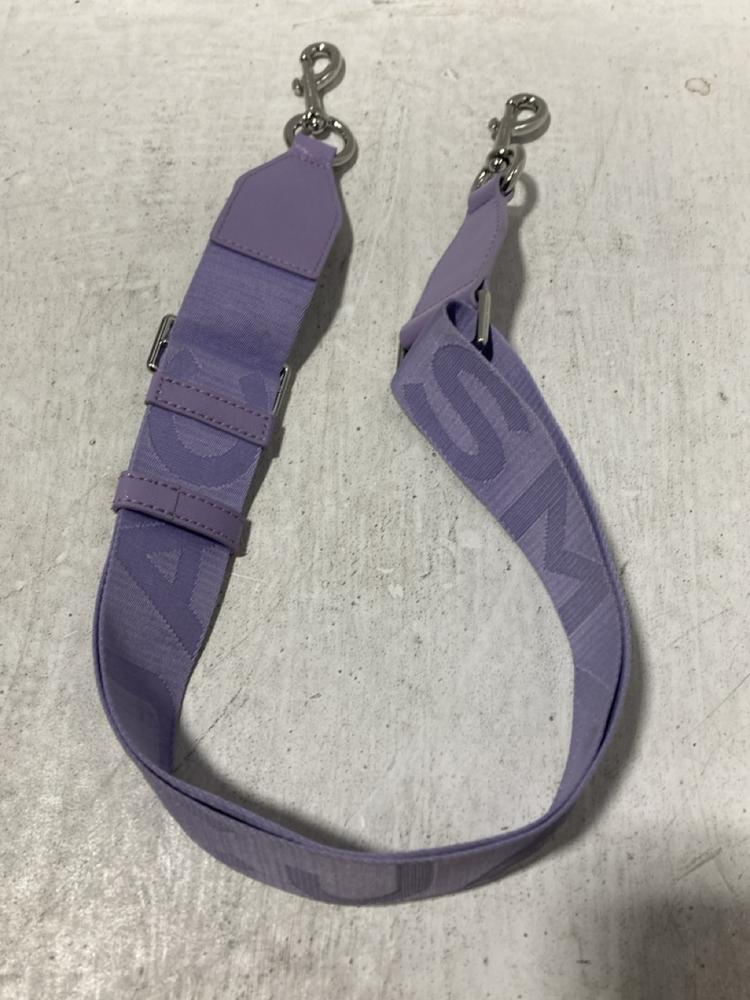 Lot 520  
            Chesterfield SR47 - Parcel Delivery Only 

                
MARC JACOBS THE SNAPSHOT DTM CROSS-BODY BAG IN LILAC ORIGINAL RRP £350.(9370007) ...