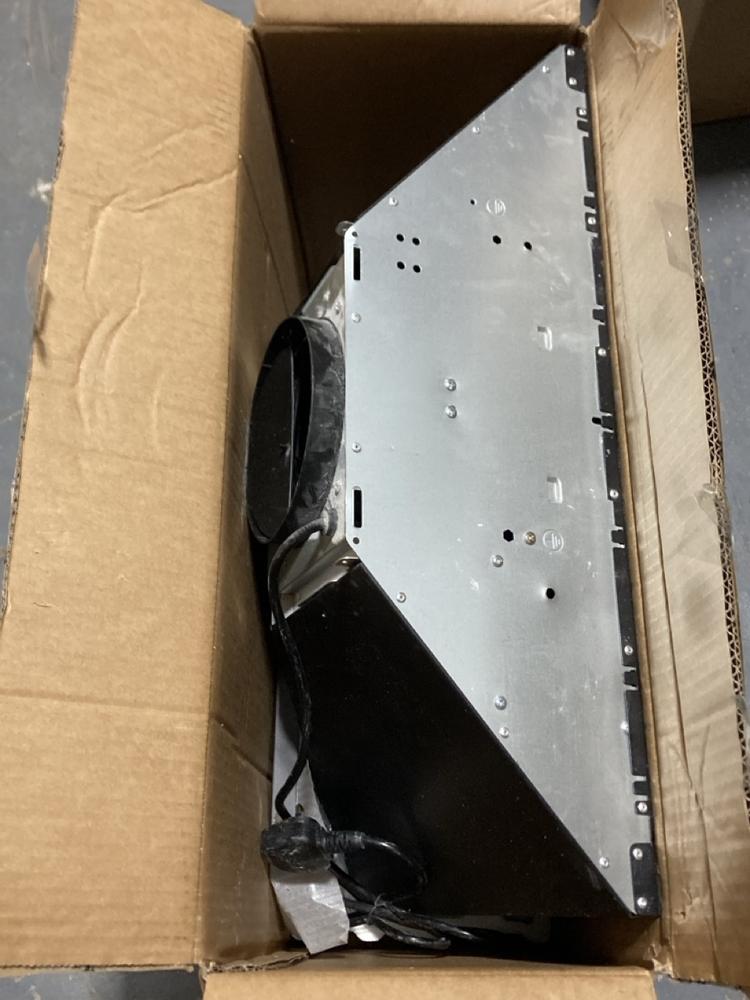 Lot 531  
            Chesterfield SR47 - Parcel Delivery Only 

                
CIARRA 60CM COOKER HOOD - MODEL NO. CBCB 6201 (LOCATION: G2)