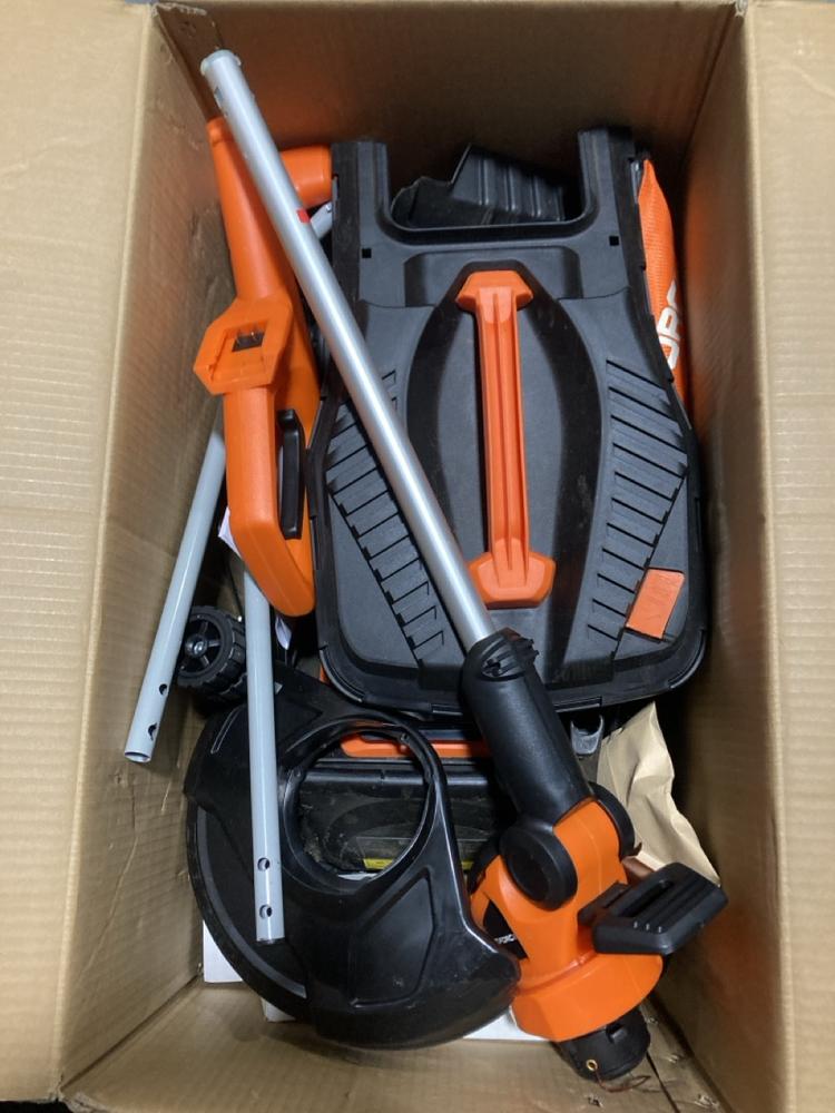 Lot 541  
            Chesterfield SR47 - Parcel Delivery Only 

                
YARD FORCE CORDLESS LAWNMOWER AND GRASS STRIMMER TWIN PACK ORIGINAL RRP £189 (LOC...