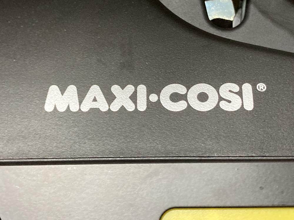 Lot 543  
            Chesterfield SR47 - Parcel Delivery Only 

                
MAXI-COSI CABRIOFIX I-SIZE CAR SEAT BASE 40-75CM. (LOCATION: G2)