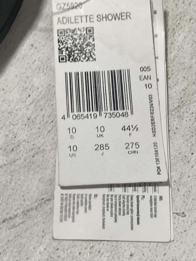 Lot 548  
            Chesterfield SR47 - Parcel Delivery Only 

                
ADIDAS ADILETTE SLIDERS IN BLACK SIZE 10 TO INCLUDE CROCS FLIP FLOPS IN NAVY SIZE...