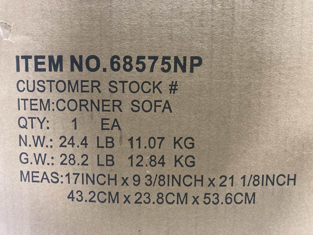 Lot 551  
            Chesterfield SR47 - Parcel Delivery Only 

                
INTEX INFLATABLE WATERPROOF FLOCKED TOP SURFACE CORNER SOFA. (LOCATION: G3) - Image 3