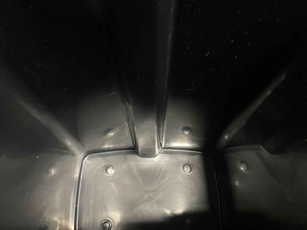 Lot 552  
            Chesterfield SR47 - Parcel Delivery Only 

                
CURVER STEP PEDAL BIN IN CHROME. (LOCATION: G3) - Image 2