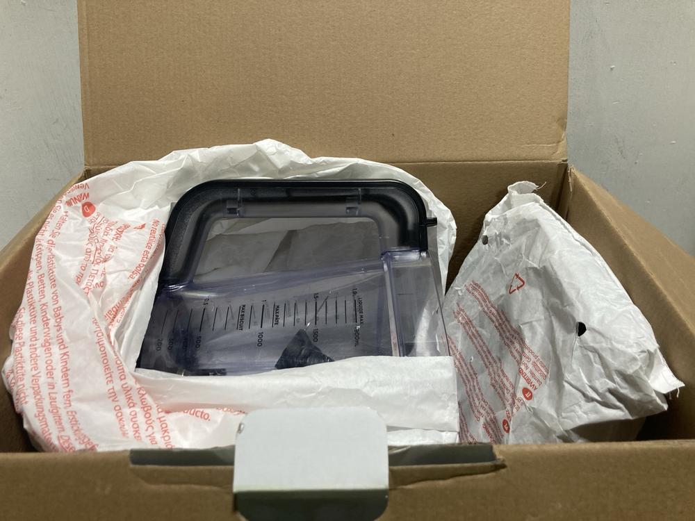 Lot 554  
            Chesterfield SR47 - Parcel Delivery Only 

                
NINJA FOODI 3 IN 1 POWER NUTRI BLENDER ORIGINAL RRP £169 (LOCATION: G3)