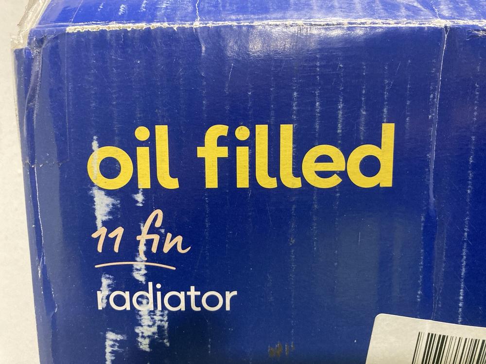 Lot 559  
            Chesterfield SR47 - Parcel Delivery Only 

                
RUSSELL HOBBS OIL FILLED FIN RADIATOR (LOCATION: G3)