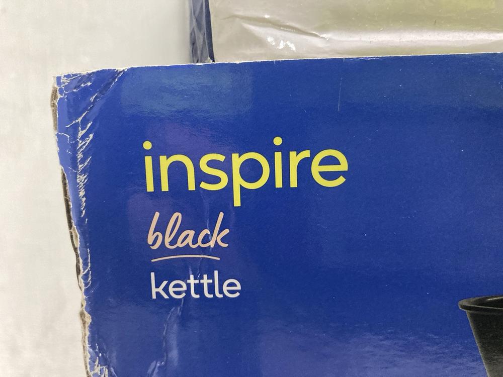 Lot 561  
            Chesterfield SR47 - Parcel Delivery Only 

                
2 X ASSORTED RUSSELL HOBBS KETTLES TO INCLUDE INSPIRE AND EDEN (LOCATION: G3)